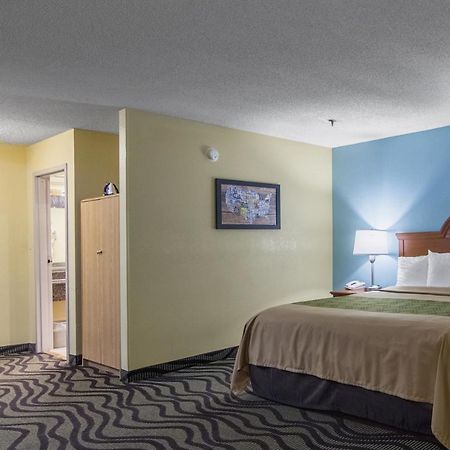 Econo Lodge Darien Exterior foto