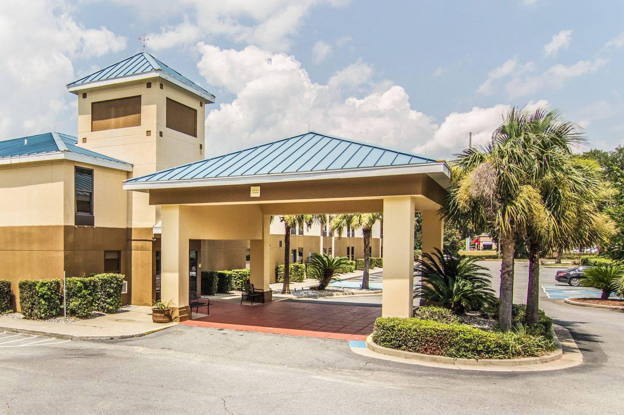 Econo Lodge Darien Exterior foto