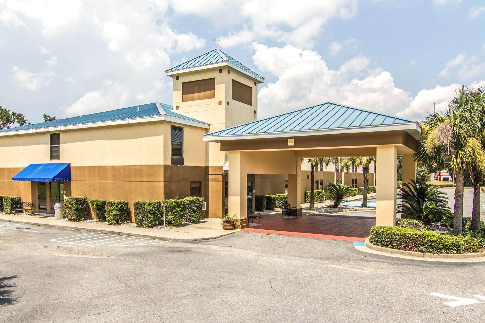 Econo Lodge Darien Exterior foto